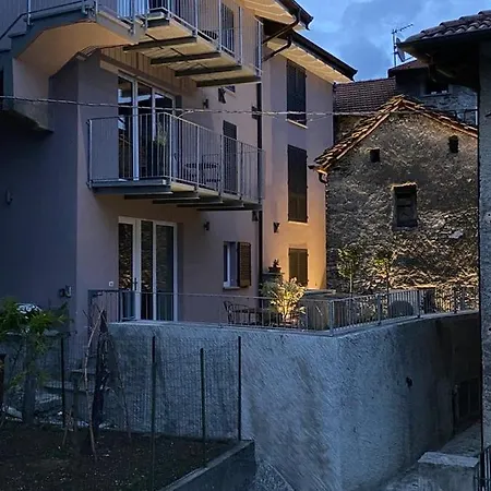 アパート Delfina Mansarda